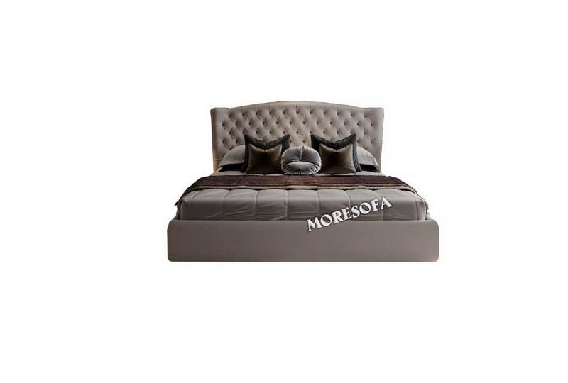 Giường ngủ bọc nỉ màu xám tân cổ điển mang phong cách châu âu làm tôn lên vẻ đẹp sang trọng, quý phái cho phòng ngủ ngôi nhà.